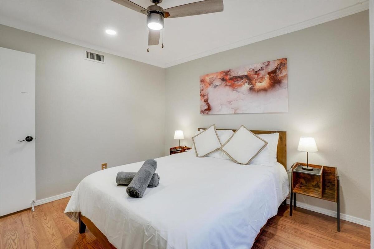 Spectacular 4Br 2,5Ba Holiday Home With Pool And Grill Carrollton Exterior foto